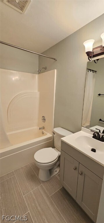 Building Photo - 510 SE 27th Terrace