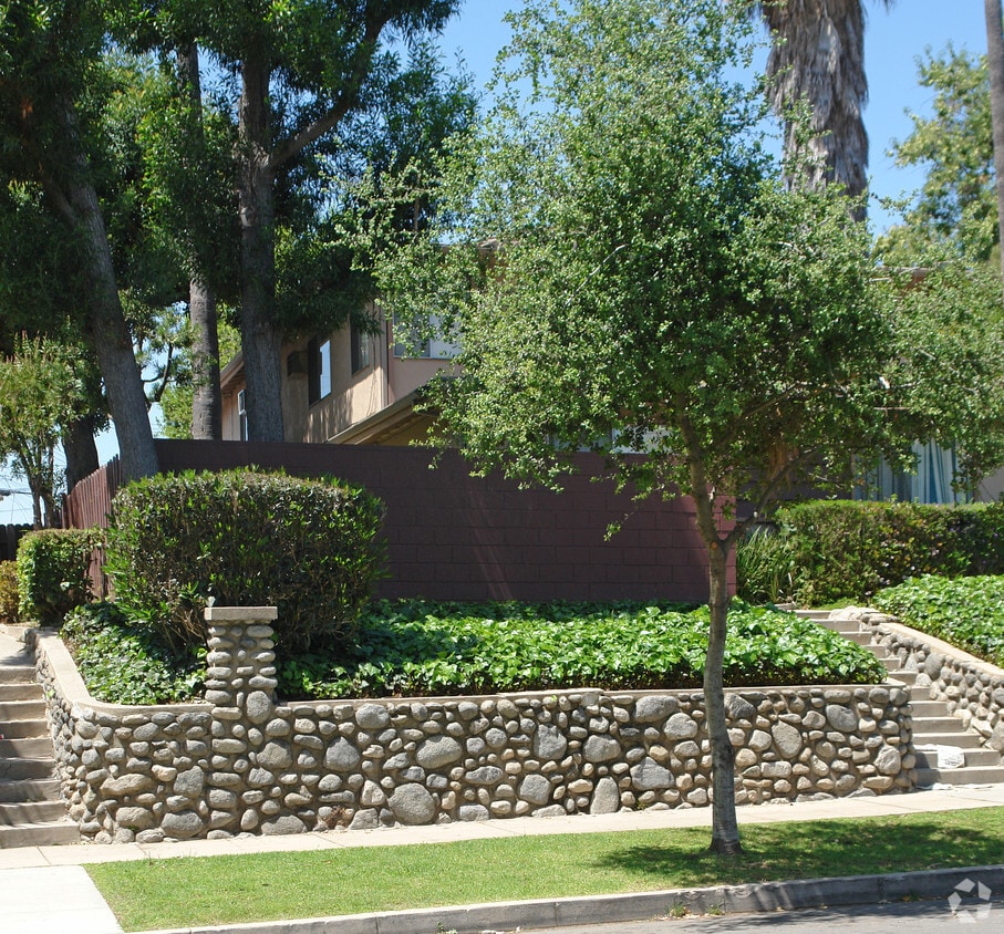 Building Photo - 581-583 Mar Vista Ave