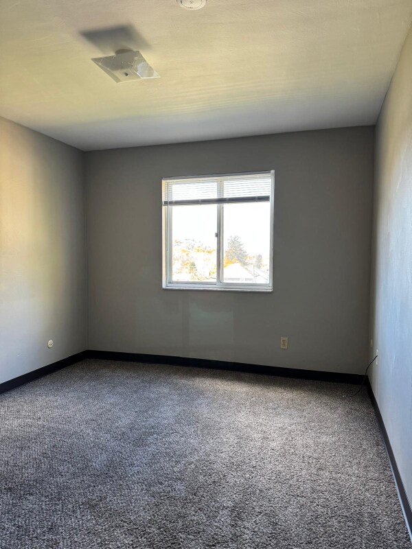 Foto del edificio - 5501 Verona Rd