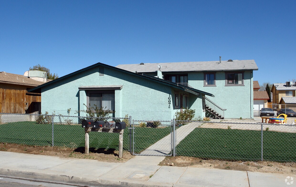 Primary Photo - 16676 Ramada Dr