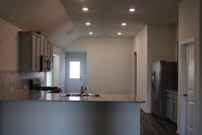 Building Photo - 9810 Copper Ranch Trail