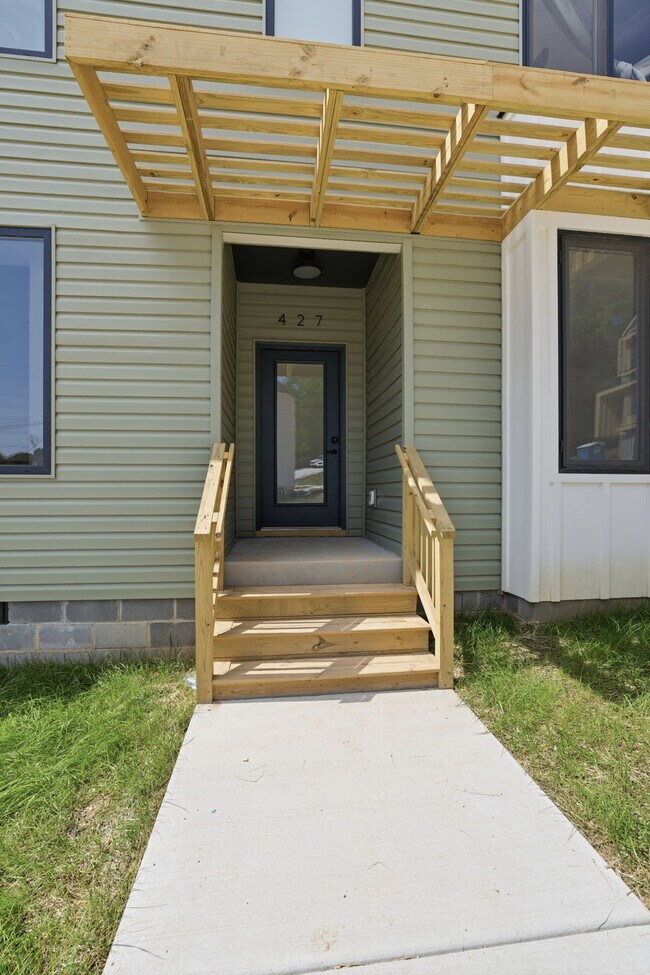 Building Photo - Brand new construction!