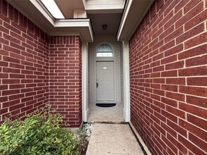 Building Photo - 25 Azalea Dr