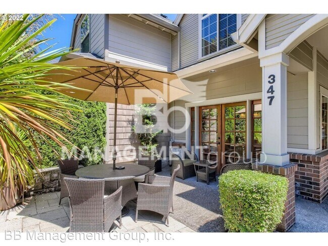 Building Photo - 3 br, 3.5 bath House - 347 6th Street