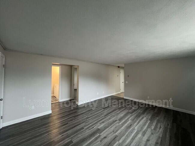 Foto del edificio - 1000 Willett Ave
