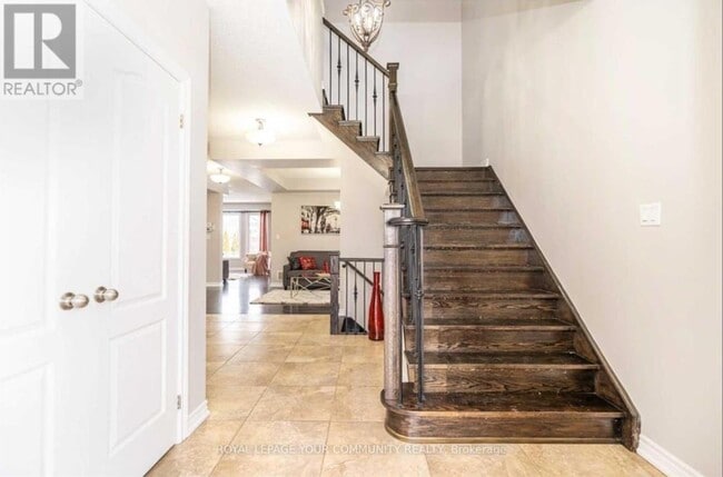 Building Photo - 1298 Kettering Dr