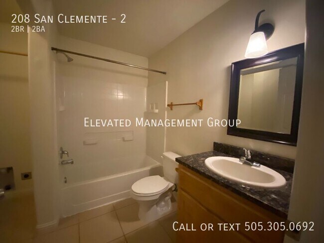 Foto del edificio - 208 San Clemente Ave