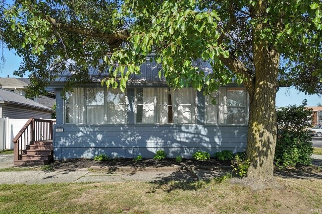 Building Photo - 3022 S Wayne Ave