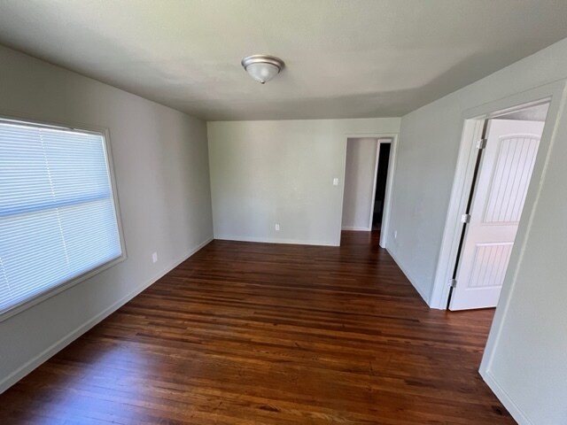 Foto del edificio - 2230 11th Ave N