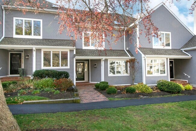 Building Photo - 40 Driftway