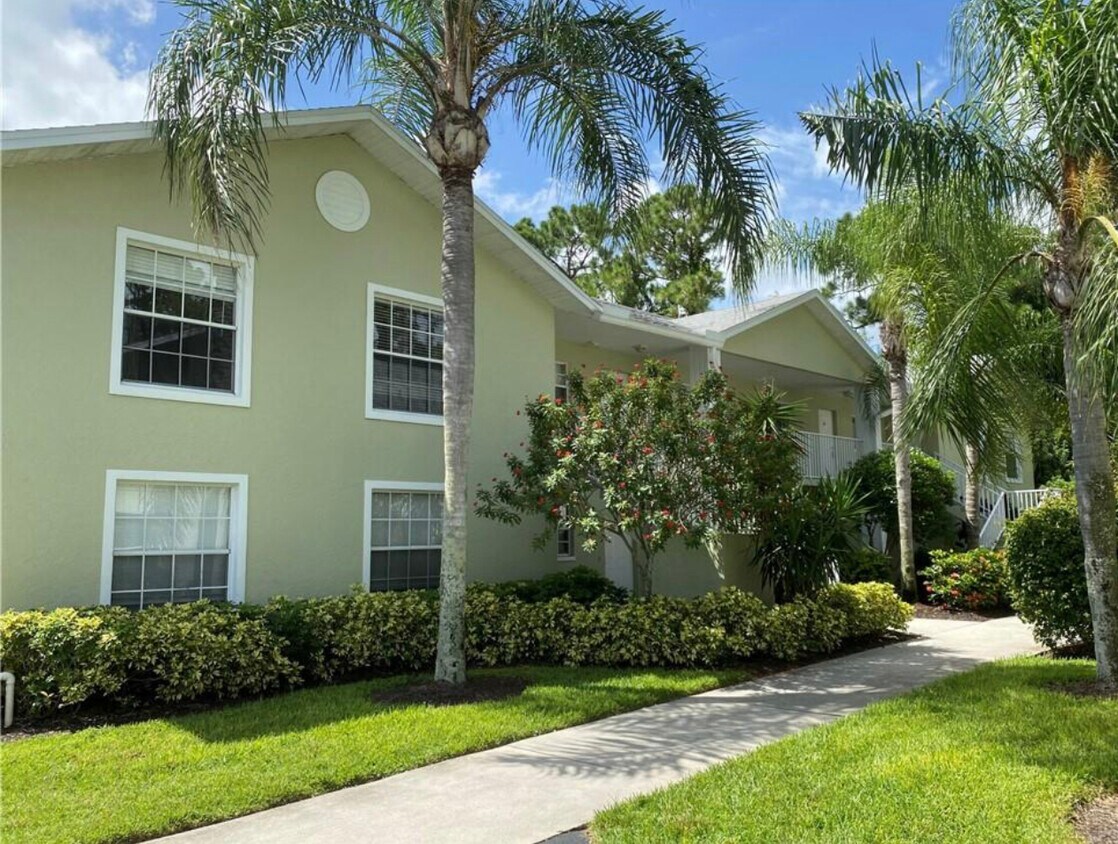 Foto principal - 28261 Pine Haven Way