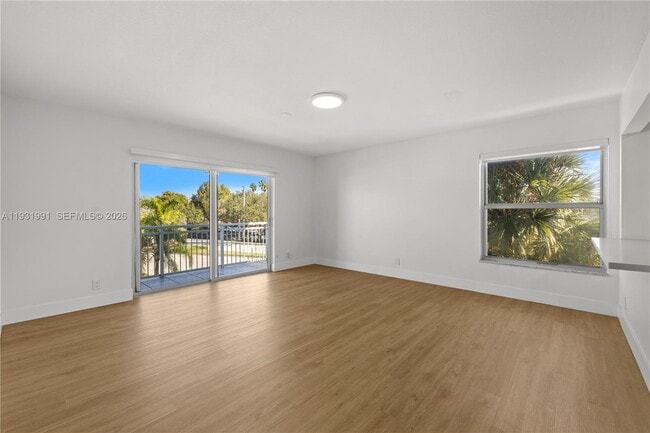 Building Photo - 455 S Pine Island Rd