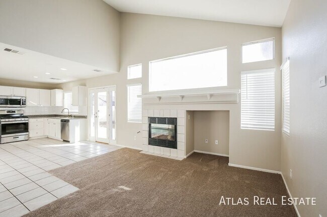 Foto del edificio - 4367 Sunrise Shores Ave