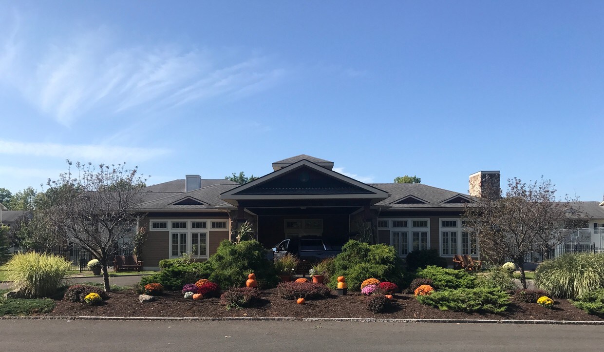 Suburban Park Apartments Manlius, NY