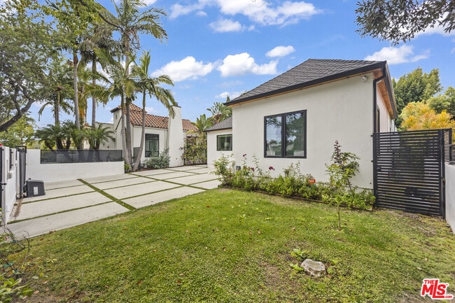 Building Photo - 6459 Colgate Ave