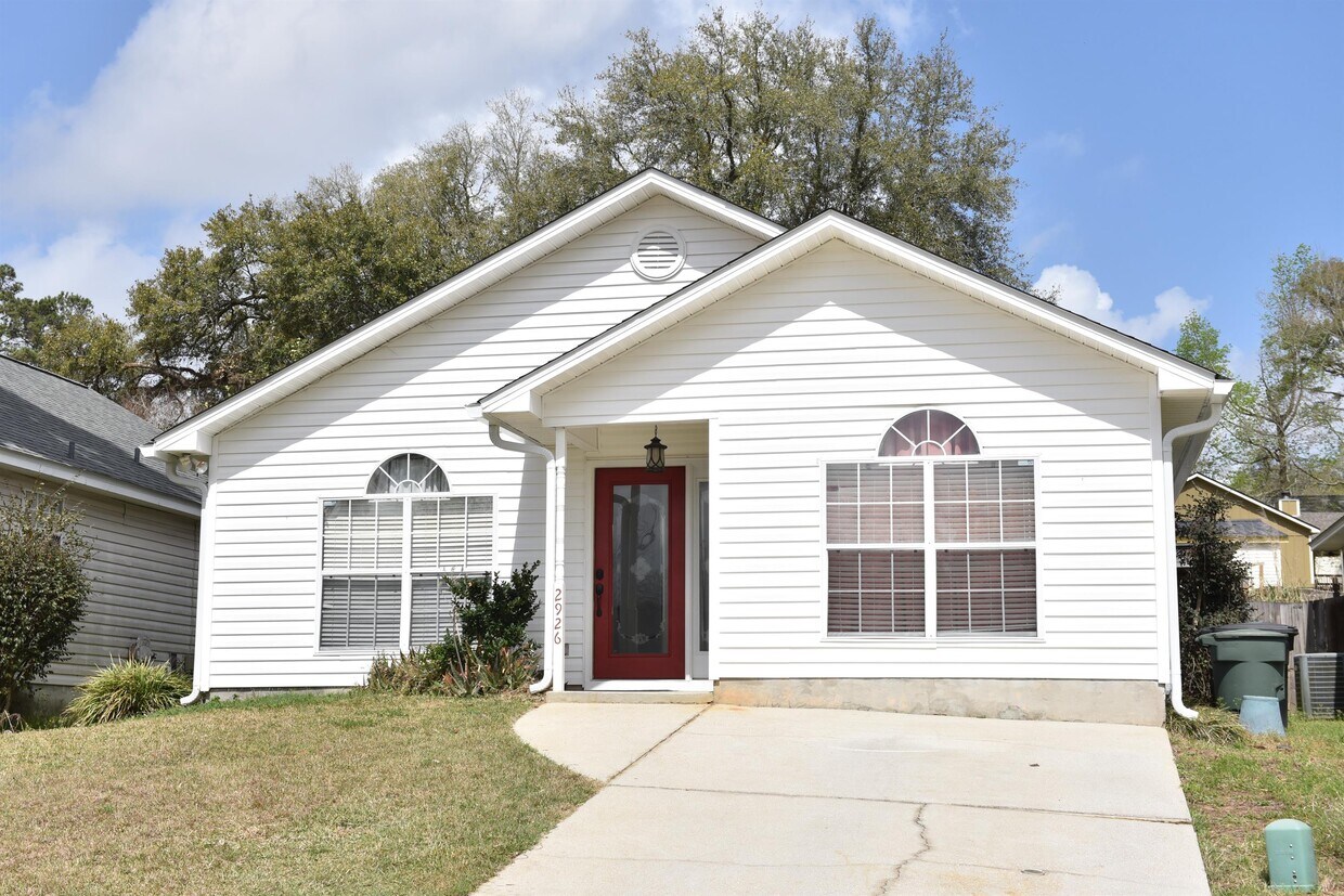 2926 Viking Way, Tallahassee, FL 32308 House for Rent in Tallahassee