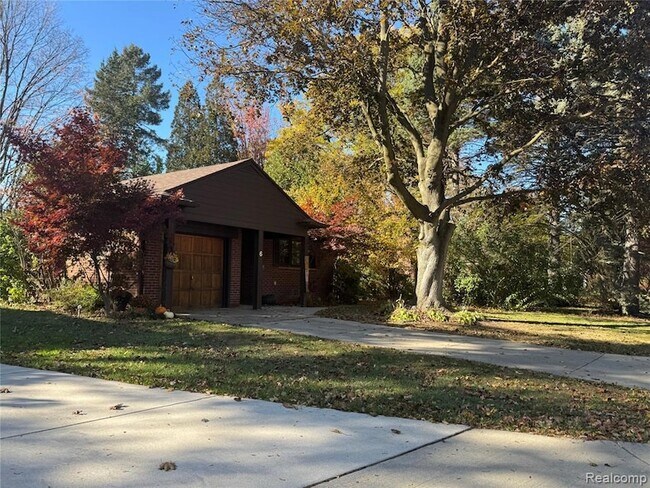 Foto del edificio - 6 Danvers Ln