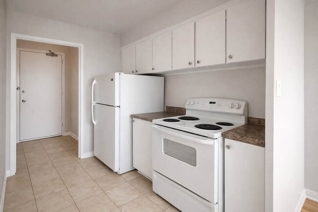 Building Photo - 1 Rabbit Ln