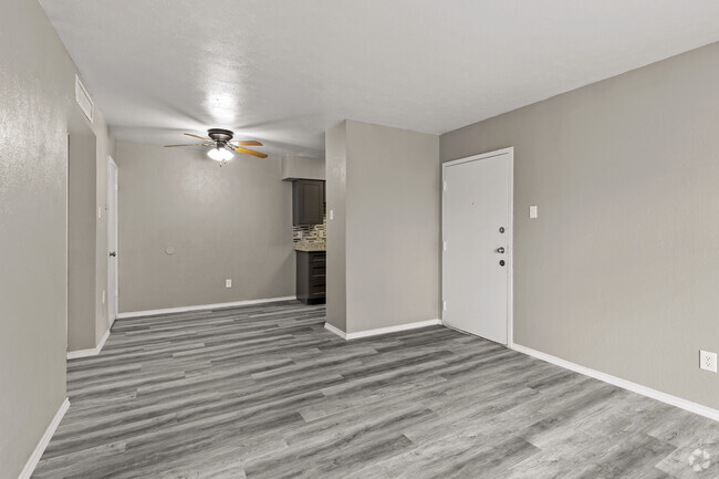 2BR, 2BA - 906SF (B1 Upgrade) - Entry - Vista Terraza