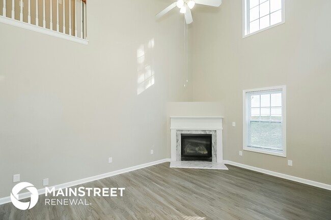 Building Photo - 8133 Green Garden Dr