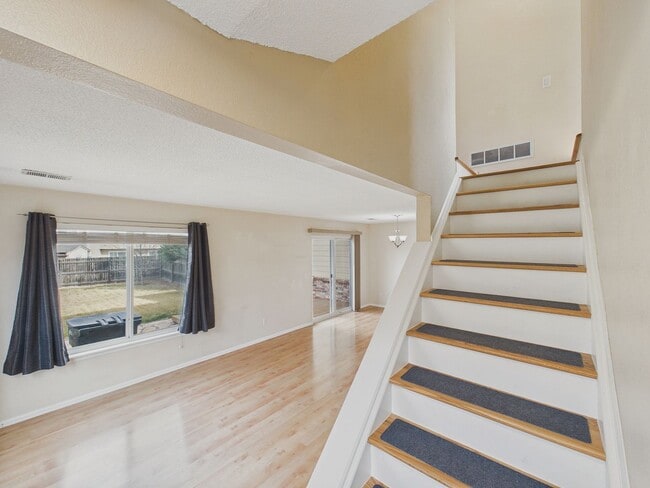 Photo - Gorgeous townhome in Thornton!