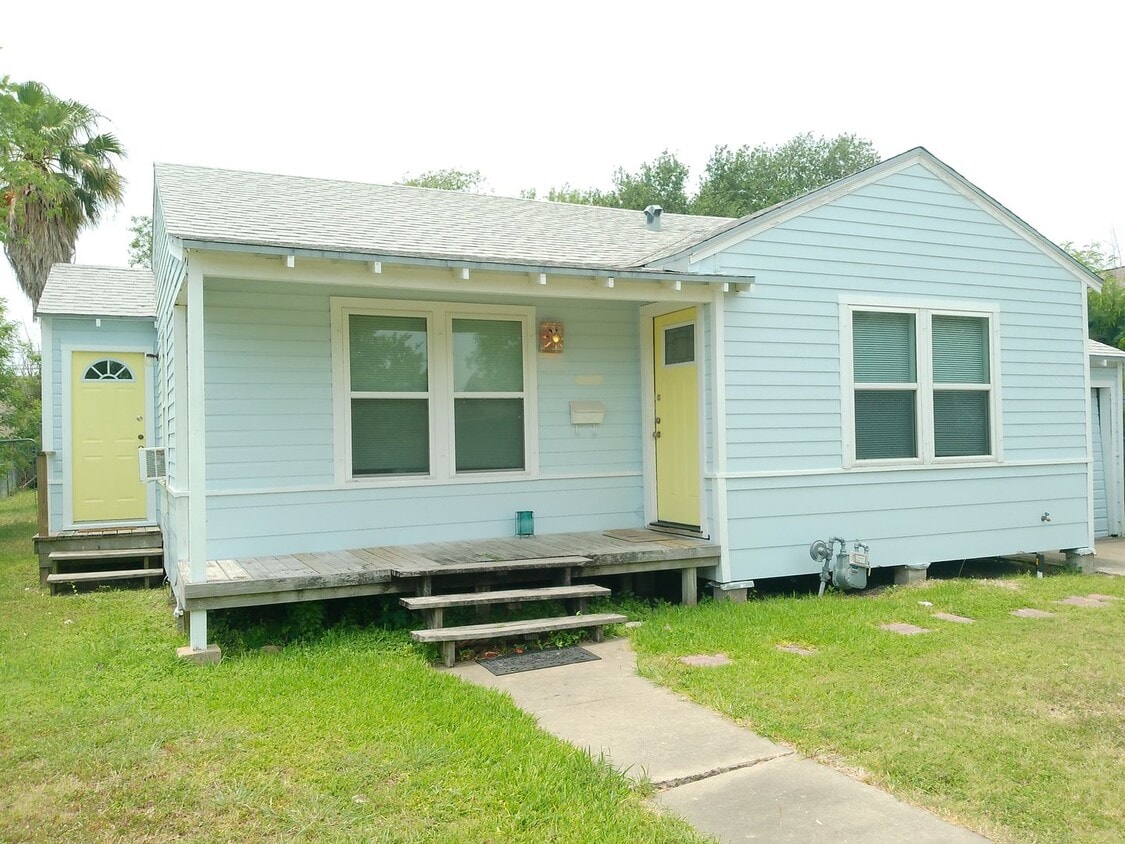 Primary Photo - 4229 Jr Terrace