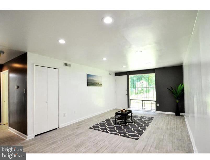 Foto principal - 564 Wilson Bridge Dr