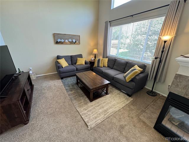 Foto del edificio - 397 Ivory Cir