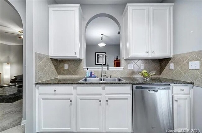 Foto del edificio - Townhome