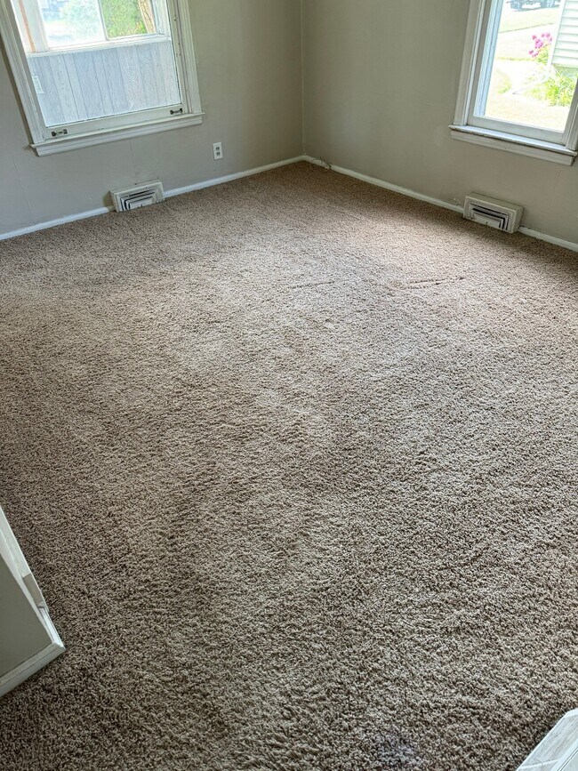 Living Room - 1433 39th St