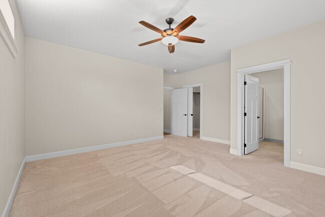 Building Photo - 1522 Autumn Ln