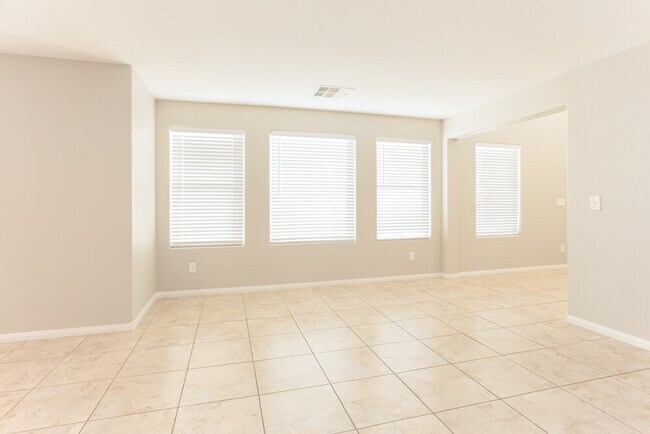 Foto del edificio - 6434 N Sean Creek St