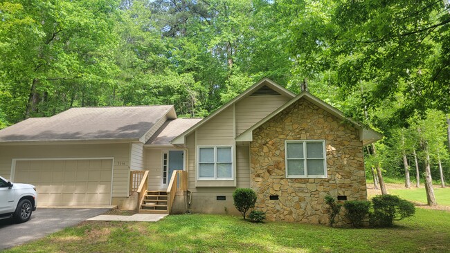 Building Photo - 7016 Cedar Rd