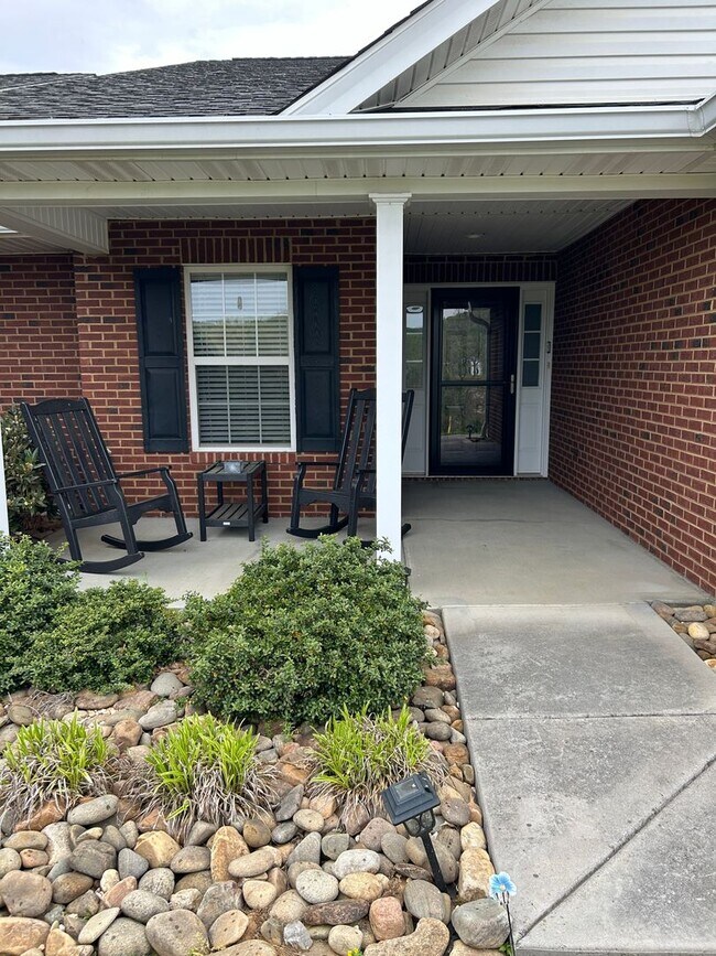 Foto del edificio - 1044 Patriot Landing Dr, Dandridge, TN 37725