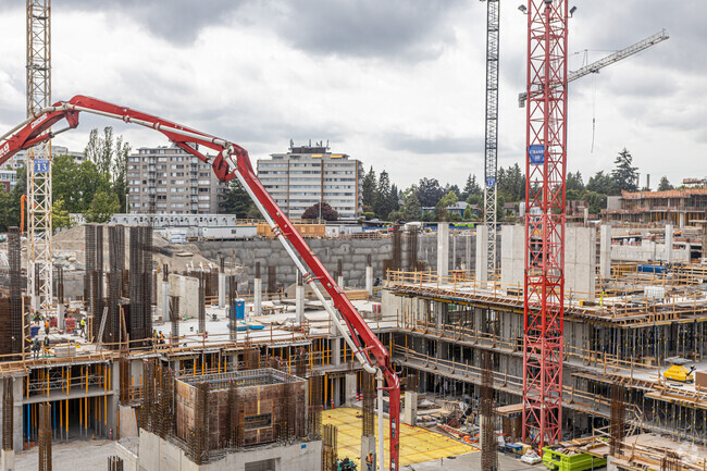 7/2022 - Oakridge Center Building 11