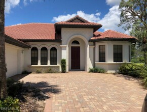 Building Photo - 10250 Templeton Ln