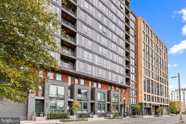 Foto del edificio - 1211 Van St SE