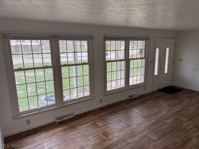 Building Photo - 6644 Ravenwood Ave NW