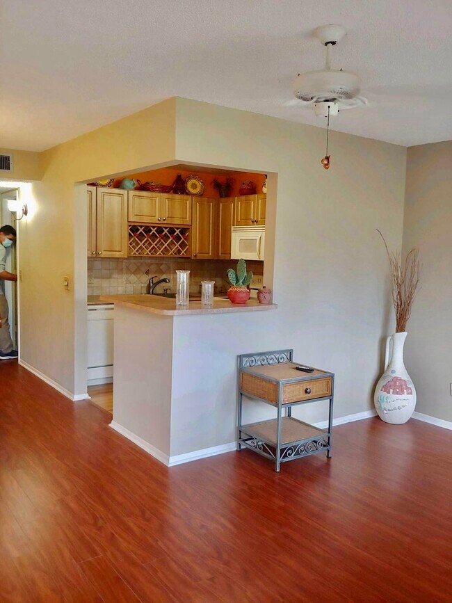 Building Photo - 14 Lake Vista Trail