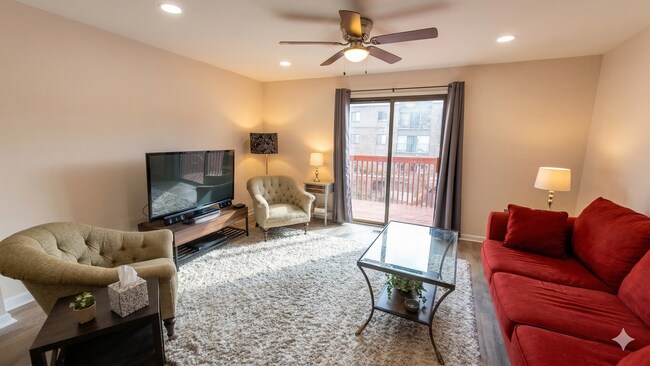 Foto del edificio - 971 S Taylor St