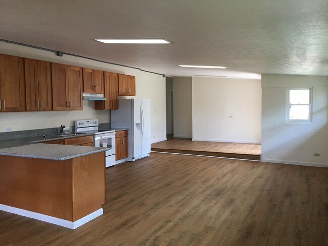 Foto del edificio - 94-328-328 Waipahu St