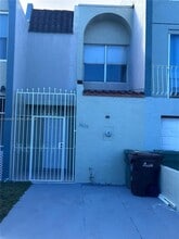 Building Photo - 3820 W 9th Way