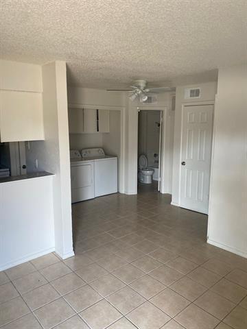 Foto del edificio - 9520 Royal Ln
