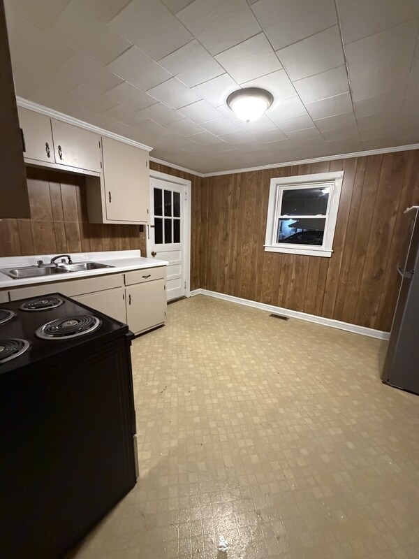 Foto del edificio - 1470 Hilltop St