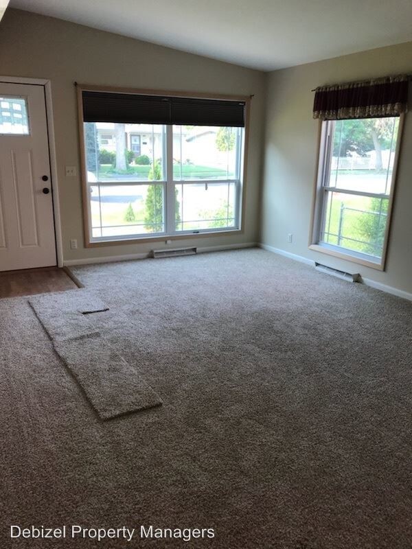Foto del edificio - 4 br, 1.5 bath House - 2507 Howard Avenue