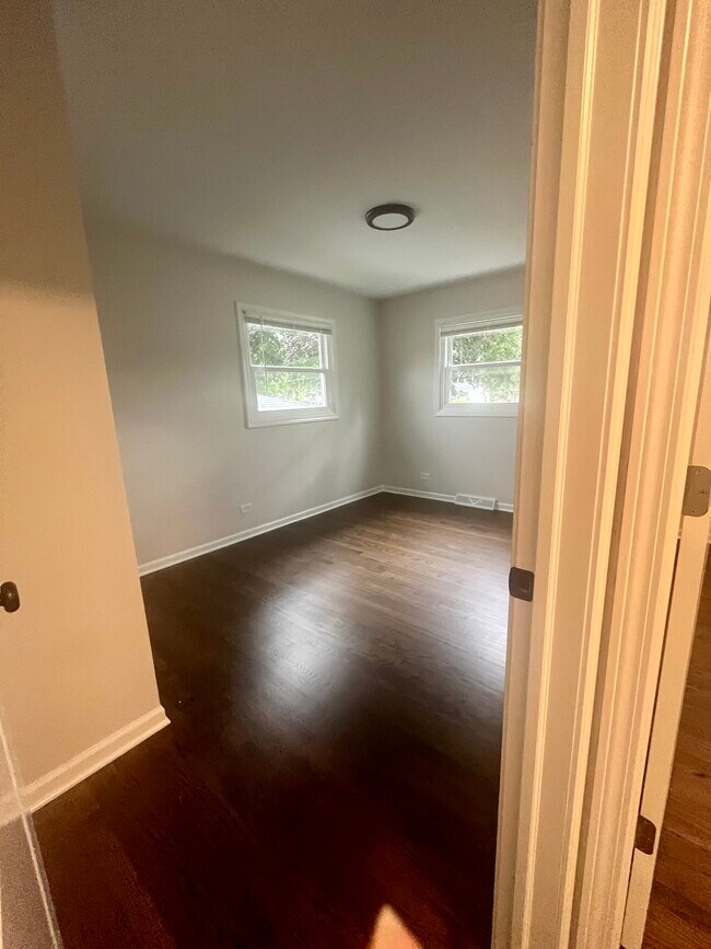 Foto del edificio - 528 Bonniebrook Ave