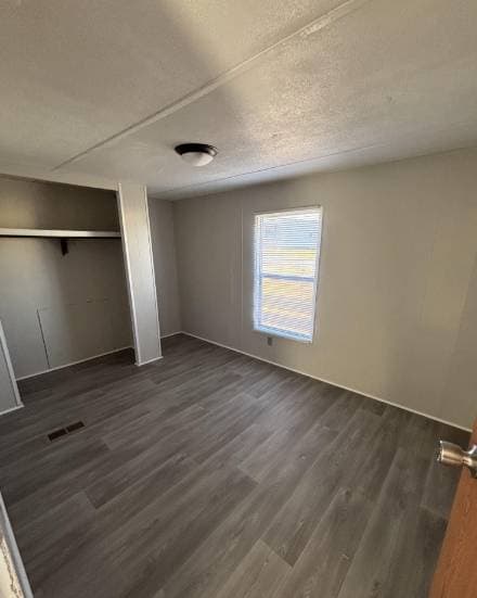 Foto del edificio - 106 Exeter Ln