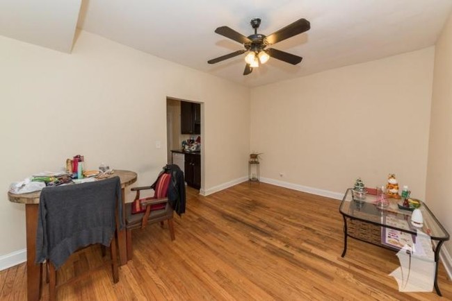 Building Photo - 2 bedroom in Chicago IL 60639