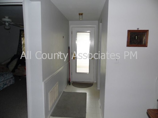 Building Photo - 4218 Richmere Dr