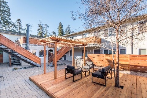 Foto del edificio - 3680 Greenlee Dr